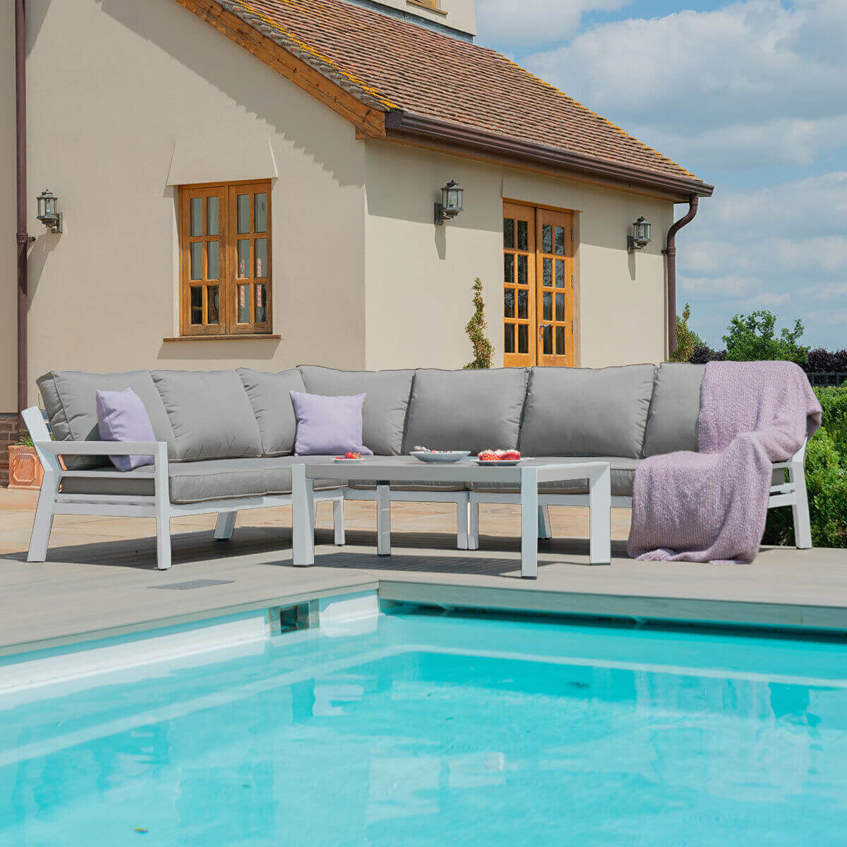 Maze Outdoor New York Corner Sofa Set